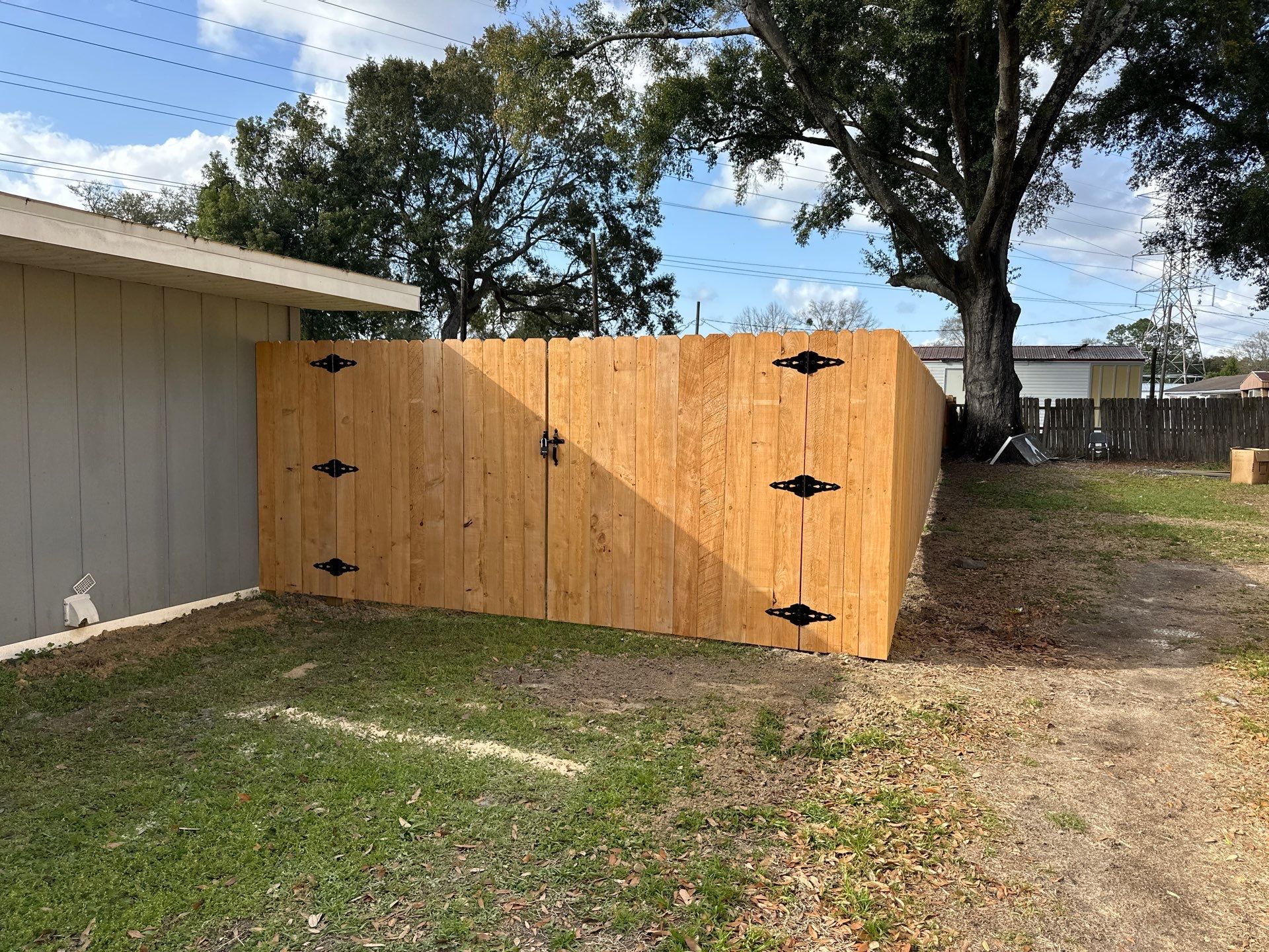 Stunning Alta Picket Privacy Fence for a Homeowner in Pensacola