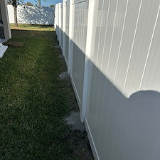 Vinyl Fence Installation by All American Fence in Florida 3