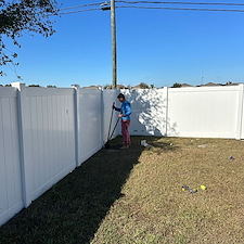 Vinyl Fence Installation by All American Fence in Florida 5